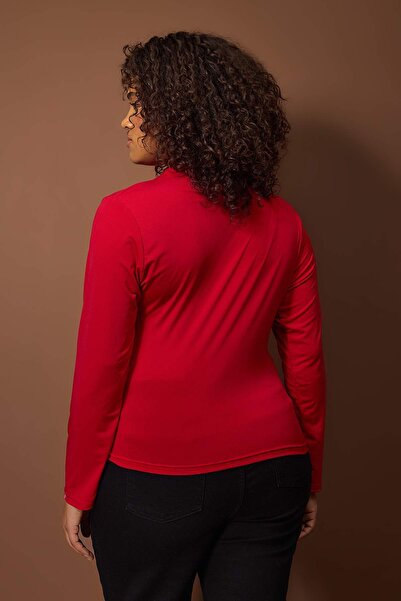 Trendyol Curve Red Sandy Ruched Detail Long Arm Knitted Large Size Blouse Tbbaw26Af00104