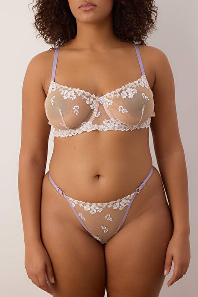 Trendyol Curve Multi-Colored Embroidered Floral Plus Size Lingerie Set Tbbaw26Dg00008