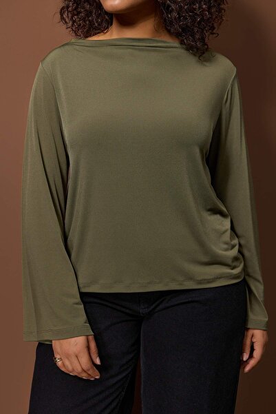 Trendyol Curve Khaki Black Relaxed/Casual Fit Spanish Sleeve Stretchy Knitted Blouse Tbbaw26Af00103