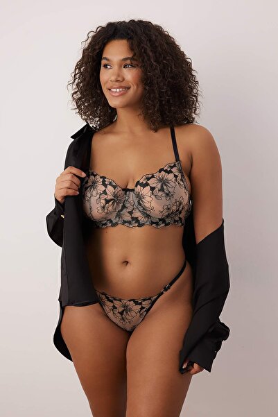 Trendyol Curve Black Brode Floral Plus Size Underwear Set Tbbaw26Dg00008