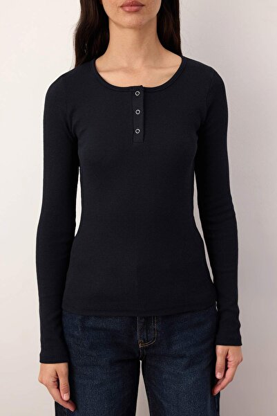 Trendyol Collection Navy Blue Snap Fastener Fitted/Bodycon Corded Fabric Stretchy Knitted Blouse Twoaw25Bz00080