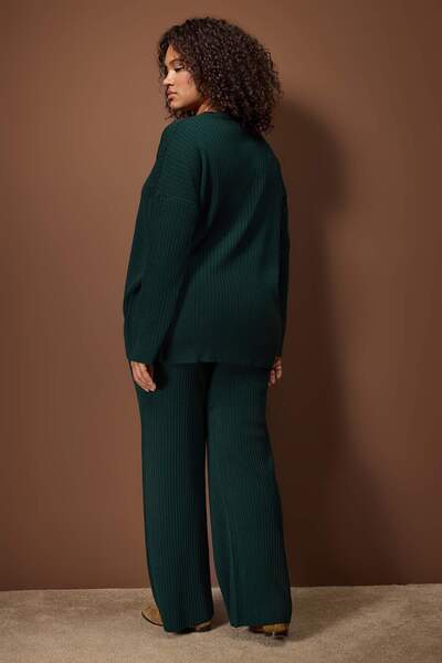 Trendyol Curve Emerald Green Ribbed Crew Neck Knitwear Sweater Pants Set Tbbaw23Cp00044