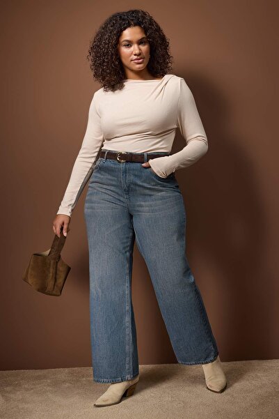 Trendyol Curve Stone Fitted/Bodycon Asymmetric Neckline Detailed Soft Fabric Stretchy Knitted Blouse Tbbaw26Af00088