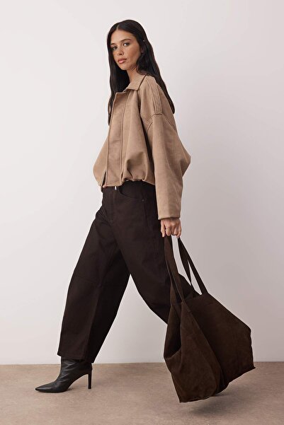 Trendyol Collection Μπουφάν με φόρμα βιζόν oversized Suede Bomber TWOAW26MO00172