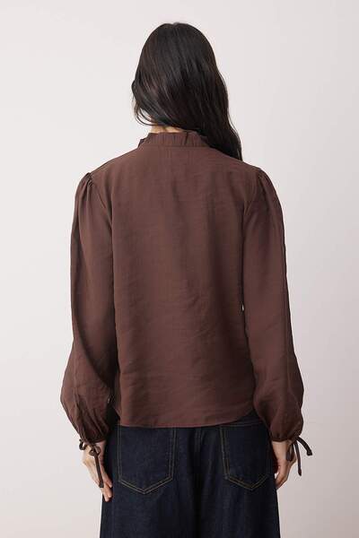 Trendyol Collection Ειδική συλλογή Μπλούζα ψηλός λαιμός Modal Woven με καφέ μανίκια με μπαλόνια TWOAW26BZ00145