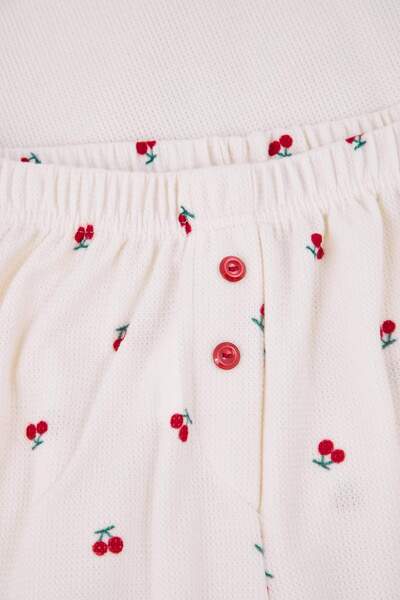 Trendyol Curve Ecru-Red Cherry Zippered Soft Winter Waffle Knitted Pajama Set Tbbaw26Ai00048