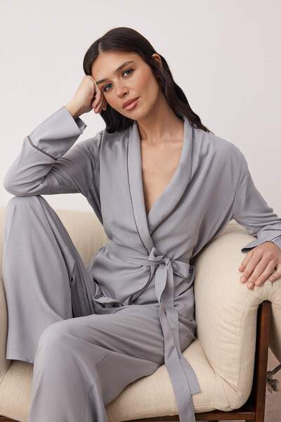 Trendyol Collection Γκρι ίσιο σετ πιτζάμες Shally Woven THMAW22PT1109