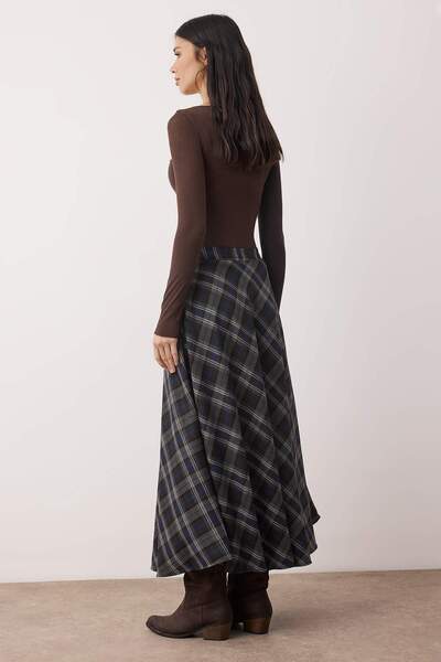 Trendyol Collection Navy Blue Black Plaid Woven Long Maxi Skirt Twoaw26Et00164
