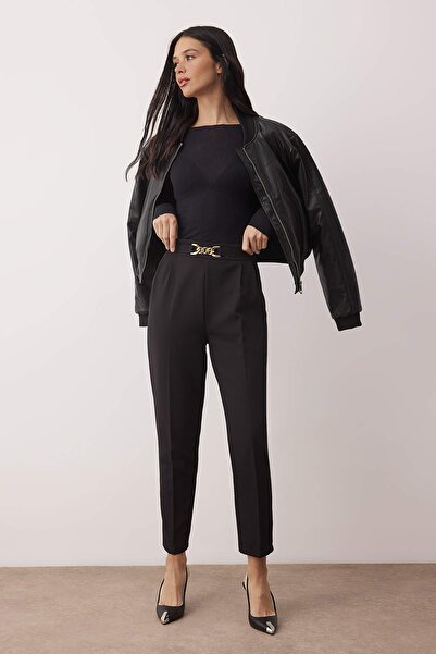 Trendyol Collection Black Carrot Mold Buckle Detailed Trousers Twoaw26Pl00154