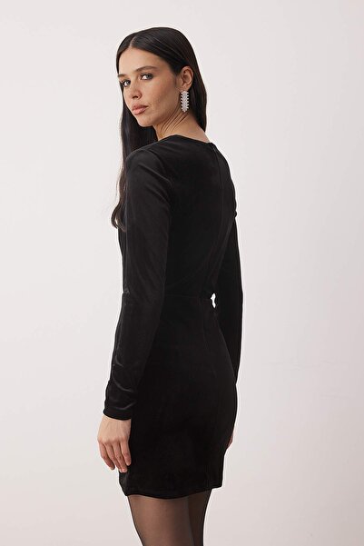 Trendyol Collection Black Knitted Velvet Mini Chic/Evening Dress Tpraw26El00145