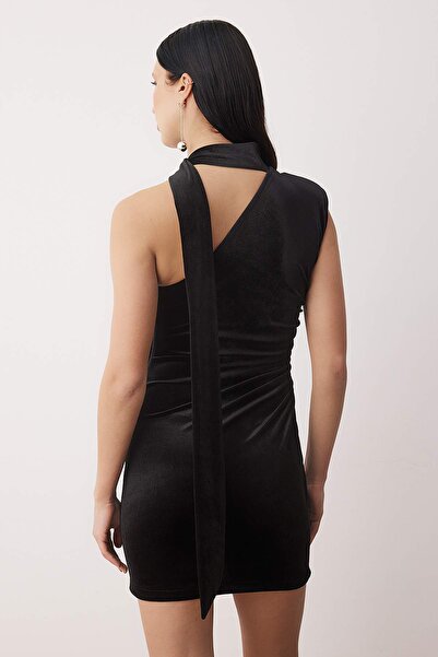 Trendyol Collection Black Scarf Detailed Velvet Knitted Stylish/New Year's Eve Dress