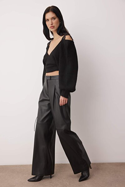 Trendyol Collection Black Lace Strap V-Neck Knitwear Sweater Twoaw26Kz00292