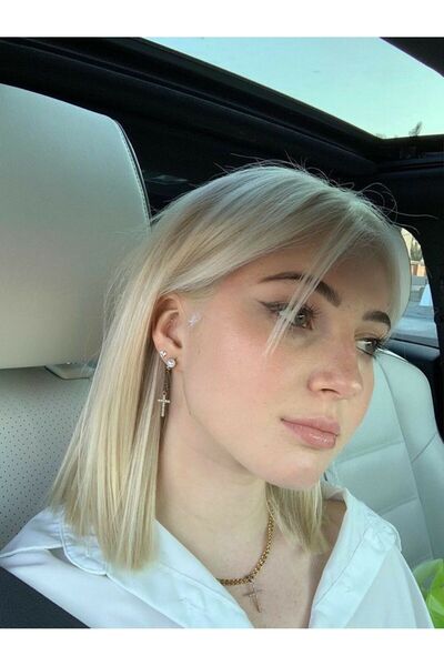 REMY HAİR Exclusive Luxury Kısa Küt Kesim Platin Sarısı Peruk