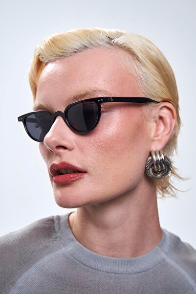 Bilge Karga Černé černé sluneční brýle Ceyda