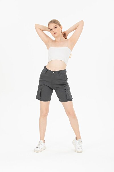 comstar Women's Shorts with Cargo Pocket