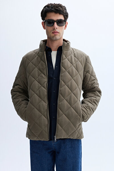 Mudo Quilted Collar Coat