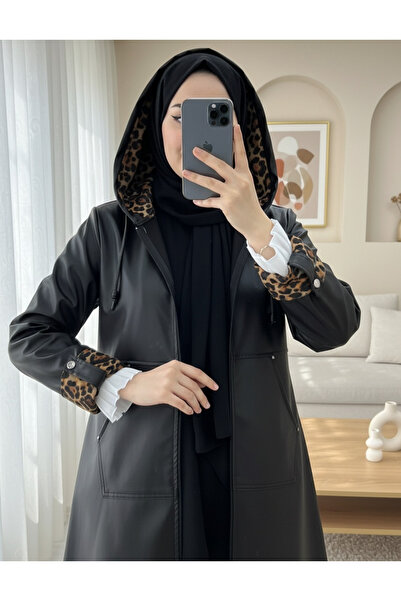 Modamorfo Шкіряна сумка на блискавці з відкидним рукавом - чорна