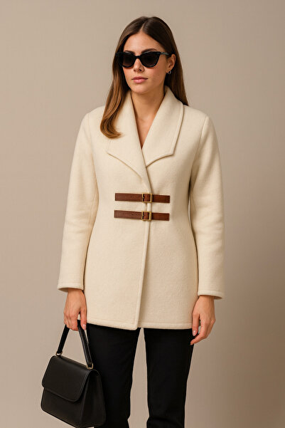 MODA Kadın kaban,kemer detaylı buklet kaban,kemerli zara buklet kaban,zara buklet kaban