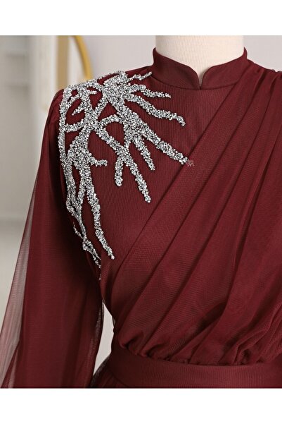 Modamorfo Βραδινό φόρεμα από τούλι με ντραπέ και πέτρινη λεπτομέρεια στο μπροστινό μέρος