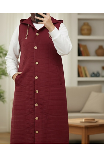 Modamorfo Buttoned Front Chain Detailed Hooded Quilted Vest - Burgundy
