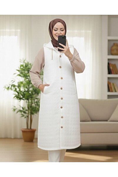 Modamorfo Buttoned Front Chain Detailed Hooded Quilted Vest -White