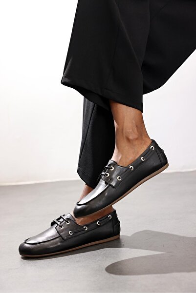 5in1Canpolat Чорні шкіряні мокасини з шнурівкою 24171