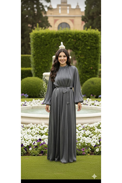 Sevimli Tesettür Janjan Kumaş Abiye Elbise