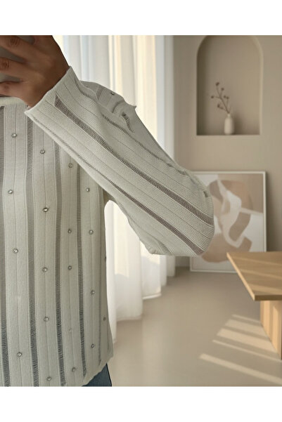 Modamorfo سترة تريكو بتفاصيل حجرية مخرمة