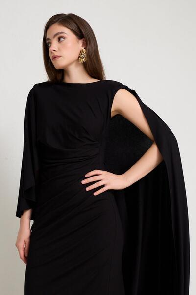 Setre Black Full-Fit Dress with Gathered Waist and Shoulder and Accessory Detailing