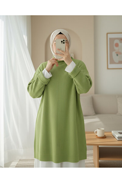 Modamorfo Half-Throated Slit Knitwear Tunic -F.Green