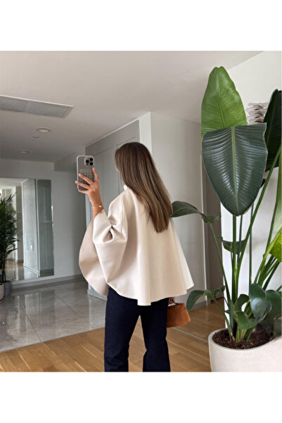 FEMMESTUDIO Women's Ecru Belted Gold Buttoned Cashmere Textured Poncho