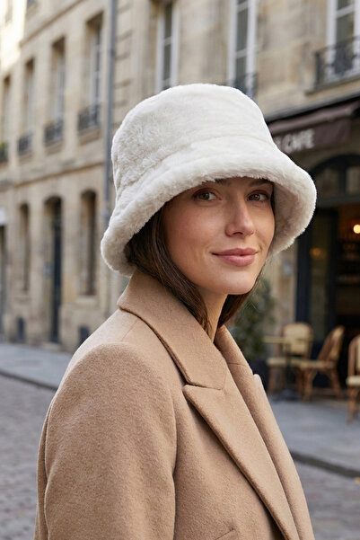 Kapin Kadın Beyaz Peluş Bucket Balıkçı Şapka