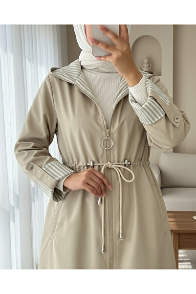 Modamorfo Тренч з капюшоном, підкладкою з капітоном і застібкою на талії - Камінь