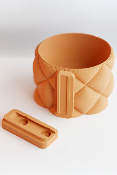 OEM Exclusive wall planter – Quilted Elegance design, Amber Glow color