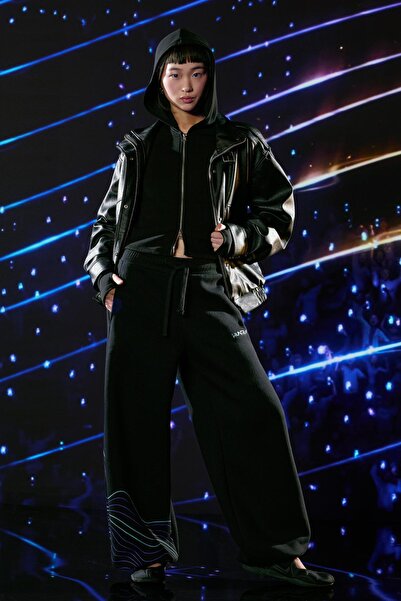 Bershka KPop Demon Hunters Huntr/x plush barrel print trousers