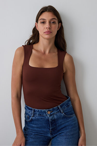 Penti Cappuccino Square Collar Thick Strap Slim Fit Body