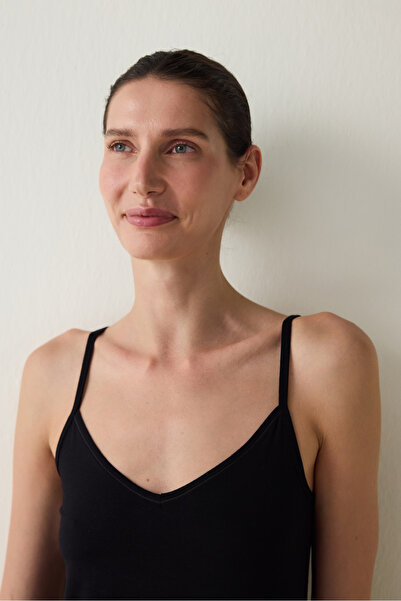 Penti Black Collagen Anti Aging Two-Way Collar Undershirt