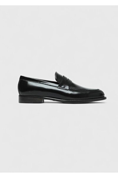 Ramsey Black Leather Classic Loafer