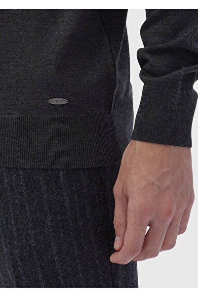 Ramsey Антрацитовий светр з прямим коміром, прямий крій, вовняна суміш