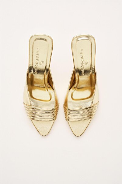 Perspective Gold Color Slippers 0005