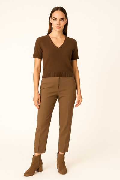 BLU V Yaka Kısa Kol Kısa Triko Bluz