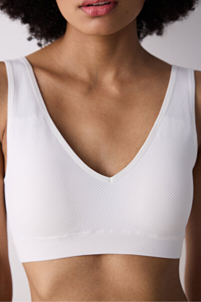 Penti Weißes, nahtloses Oberteil