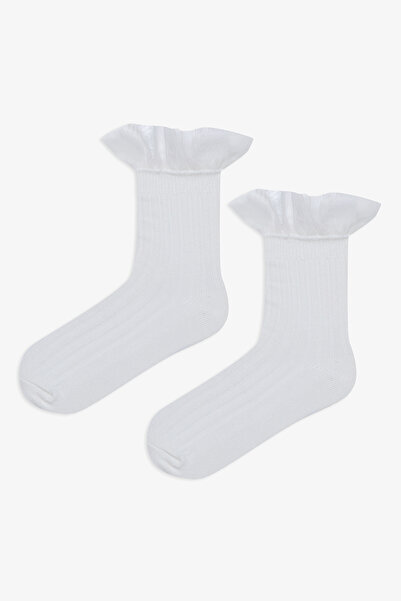 Penti Lány fehér fodros részletes zokni