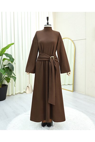 Modamorfo ψηλός λαιμός Μακρύ φόρεμα Σελανίκης με κορδόνια με αγκράφα - Καφέ