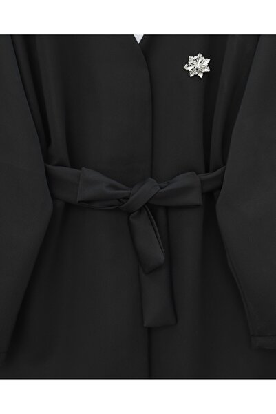 Modamorfo Μπουφάν κατάδυσης με λεπτομέρεια καρφίτσας και ζώνη στη μέση - Μαύρο