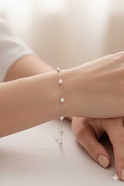 Papatya Silver 925 Ayar Gümüş Rodyum Kaplama Dorika Toplu İncili Kadın Bileklik