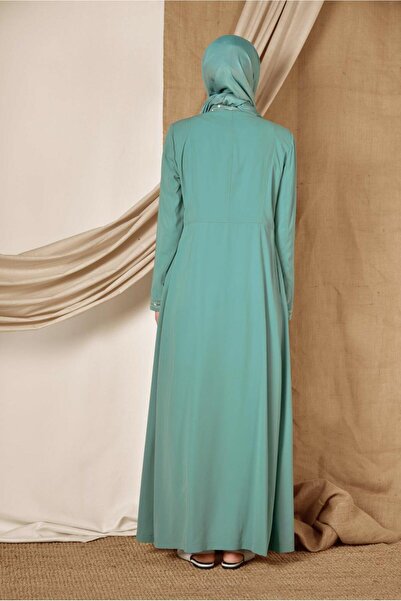 Alvina 1424 Model Pleated Judge Collar