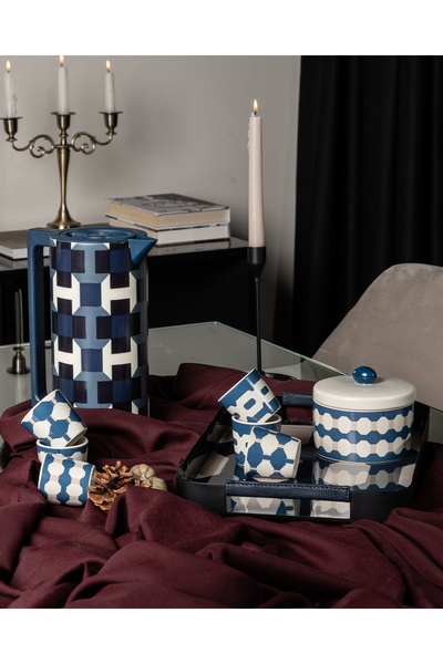 Blends Date Bowl with lid from Azoria