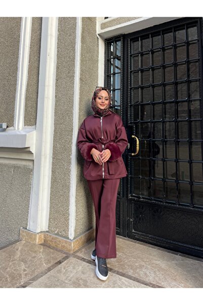 W WARGA Scuba Suit with Furry Sleeves