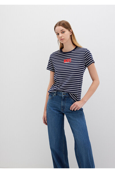 Mavi Gestreiftes Marineblau-T-Shirt mit Logo-Print, reguläre Passform / normaler Schnitt 1613562-88030